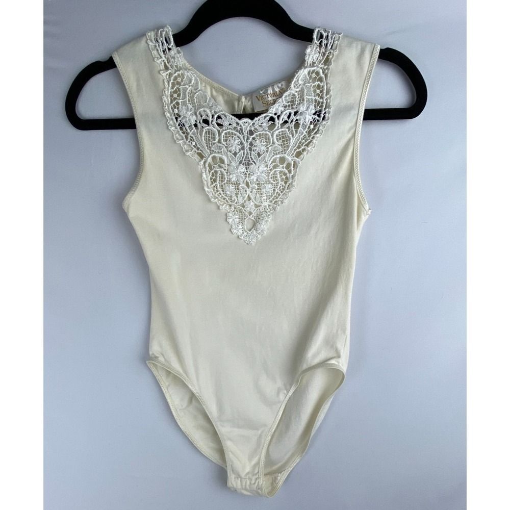 VTG Victoria's Secret Women XS Cream Bodysuit Crochet Lace Trim Coquette Cottage